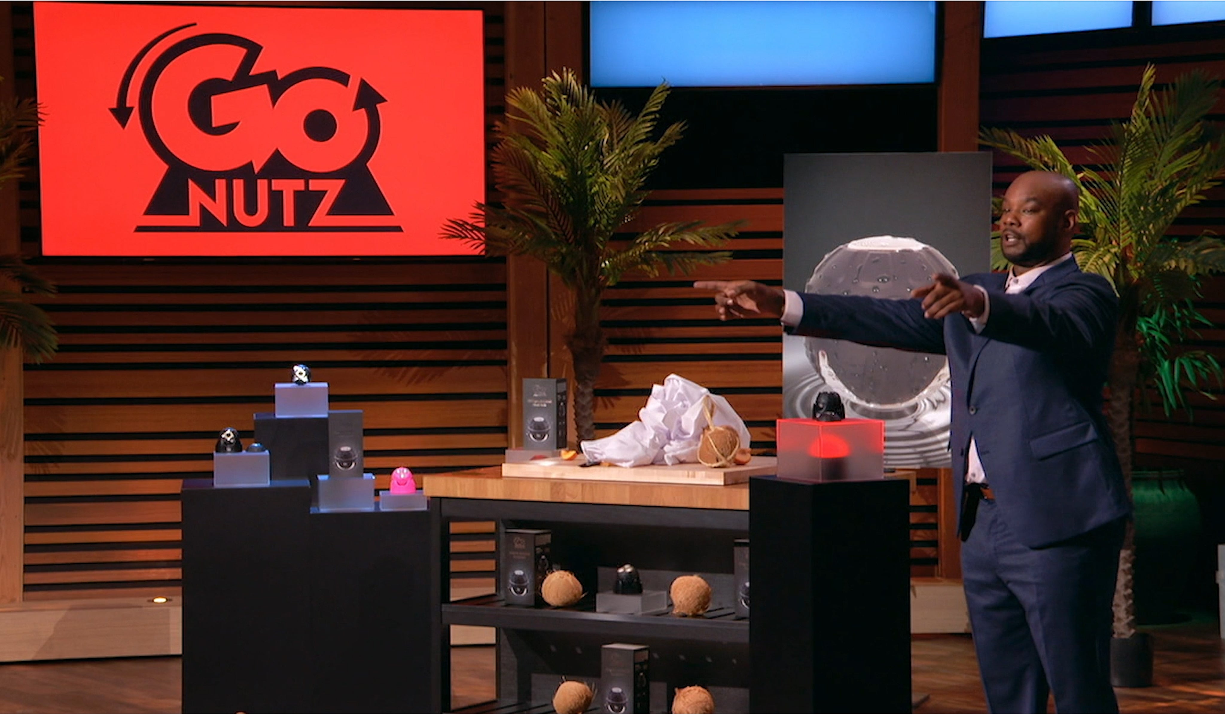 Founder Landon McKinnis presenting the original GoNutz invention on Shark Tank